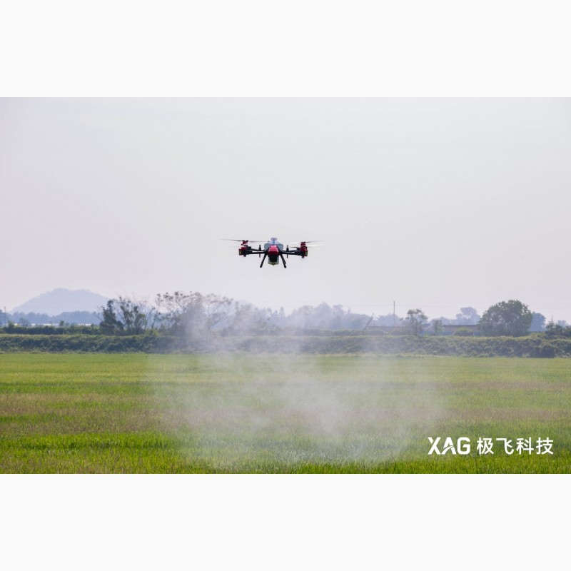 Фото 5. Сельскохозяйственный дрон - опрыскиватель XAG V40 - P40